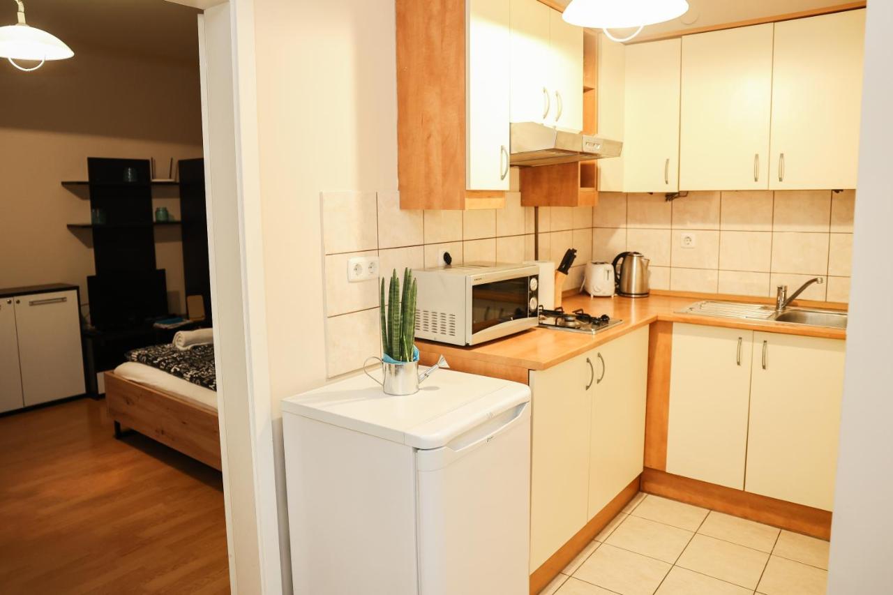 Charming & Unique Apartment In Budapest Vibrant City Center Екстер'єр фото